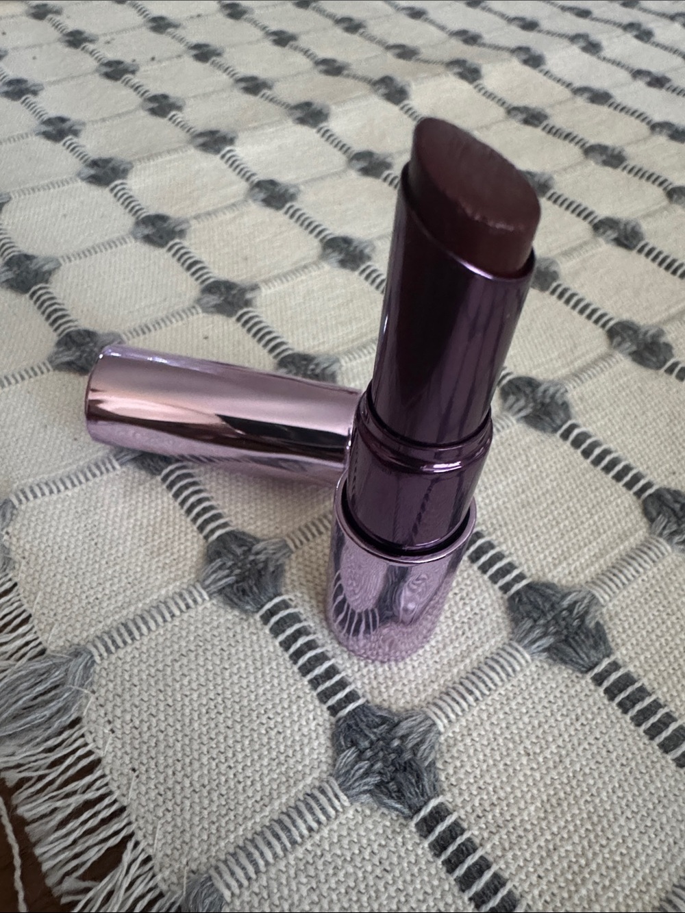 Urban Decay Dark Revolution Lipstick in shade Shame